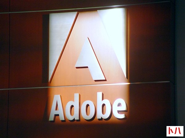 Adobe AI又发功 Premiere Pro已学会自动裁视频比例